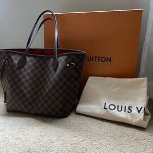 Authentic Louis Vuitton Neverfull MM Damier Ebene. Pre-Loved